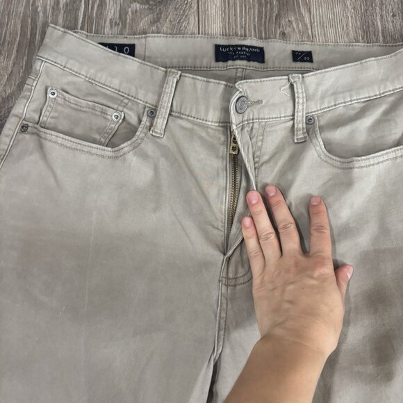 Lucky Brand 410 Athletic Straight Pants Mens 34x30 Beige Stretch Chino Casual - Picture 4 of 16